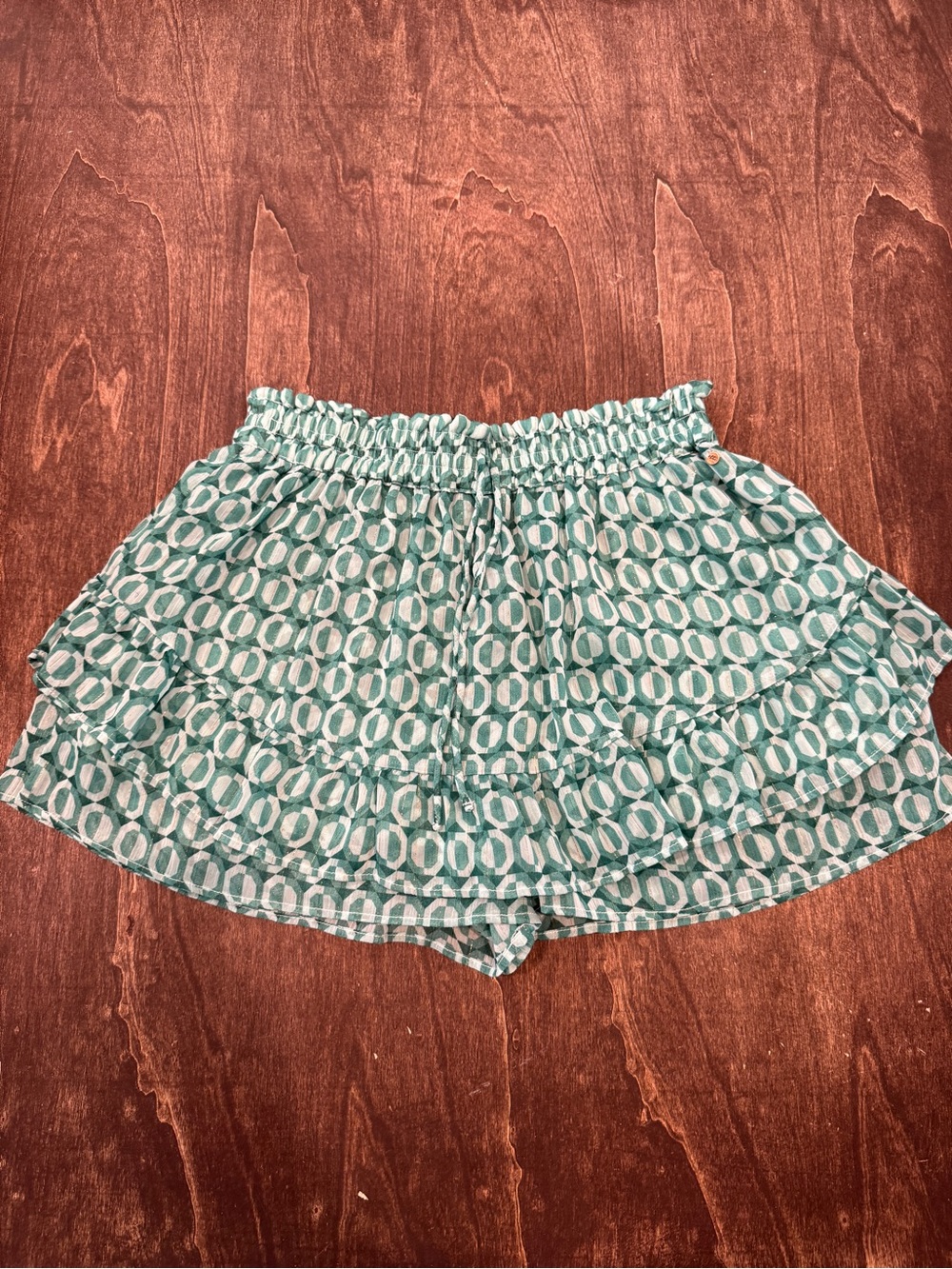 Brownie Green Geometric Ruffle Skort